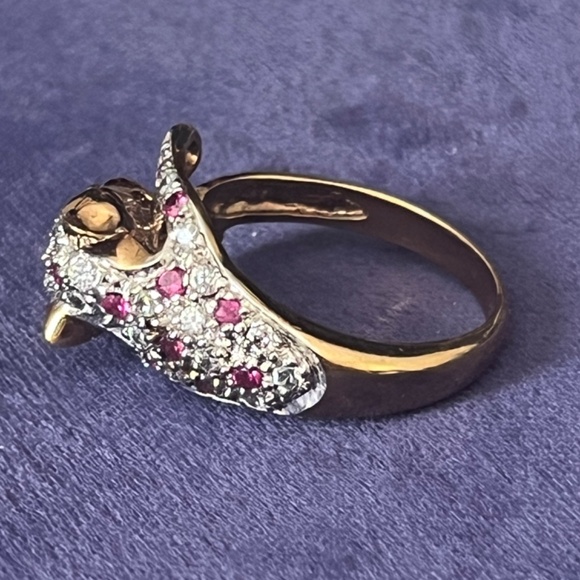 Gold Tone Panther Ring with Clear and Pink Stones Marked 925 - Picture 3 of 10